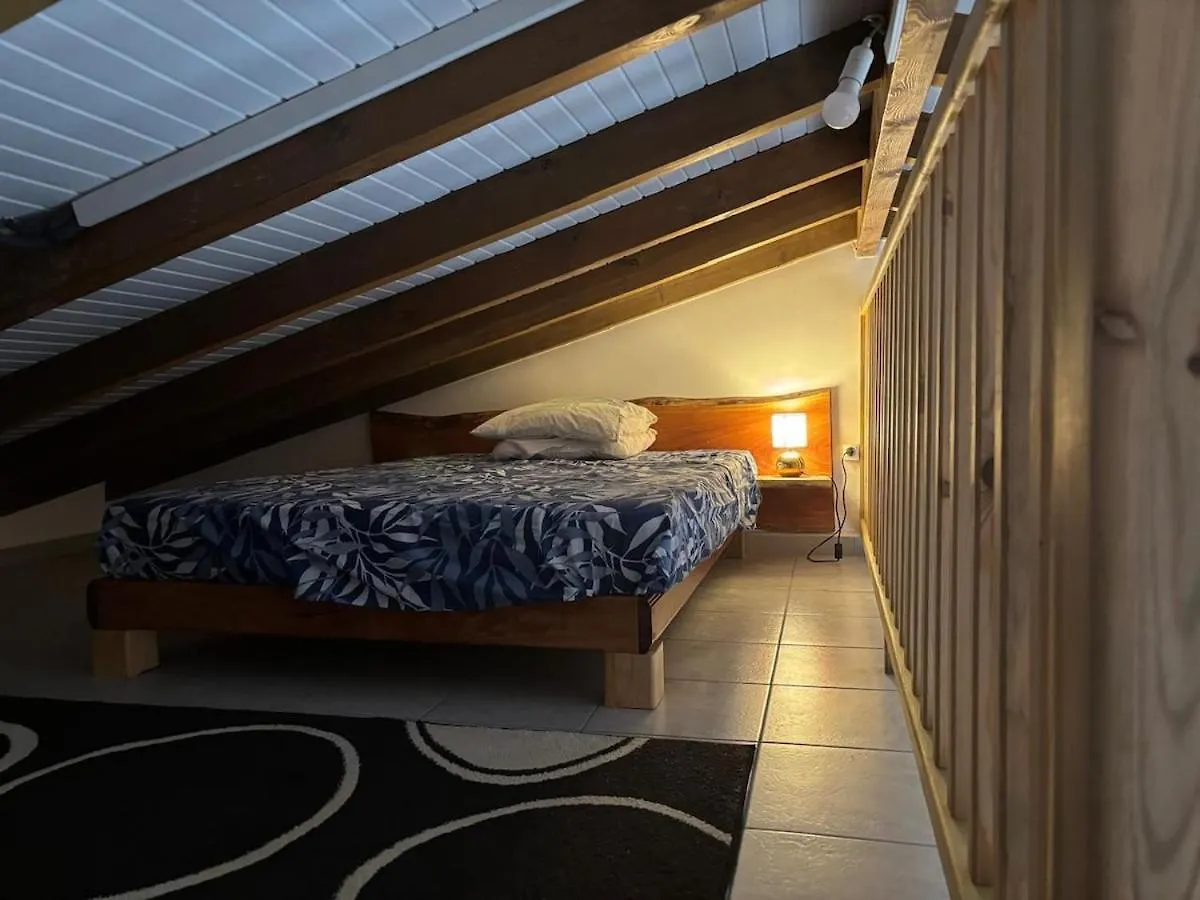 Maison De Vacances A Deshaies 971 Guadeloupe